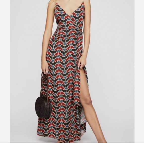 Free People Maxi Dress Wrap Siren Red Blue Geo Linen Blend Women's Size XS - Picture 1 of 7
